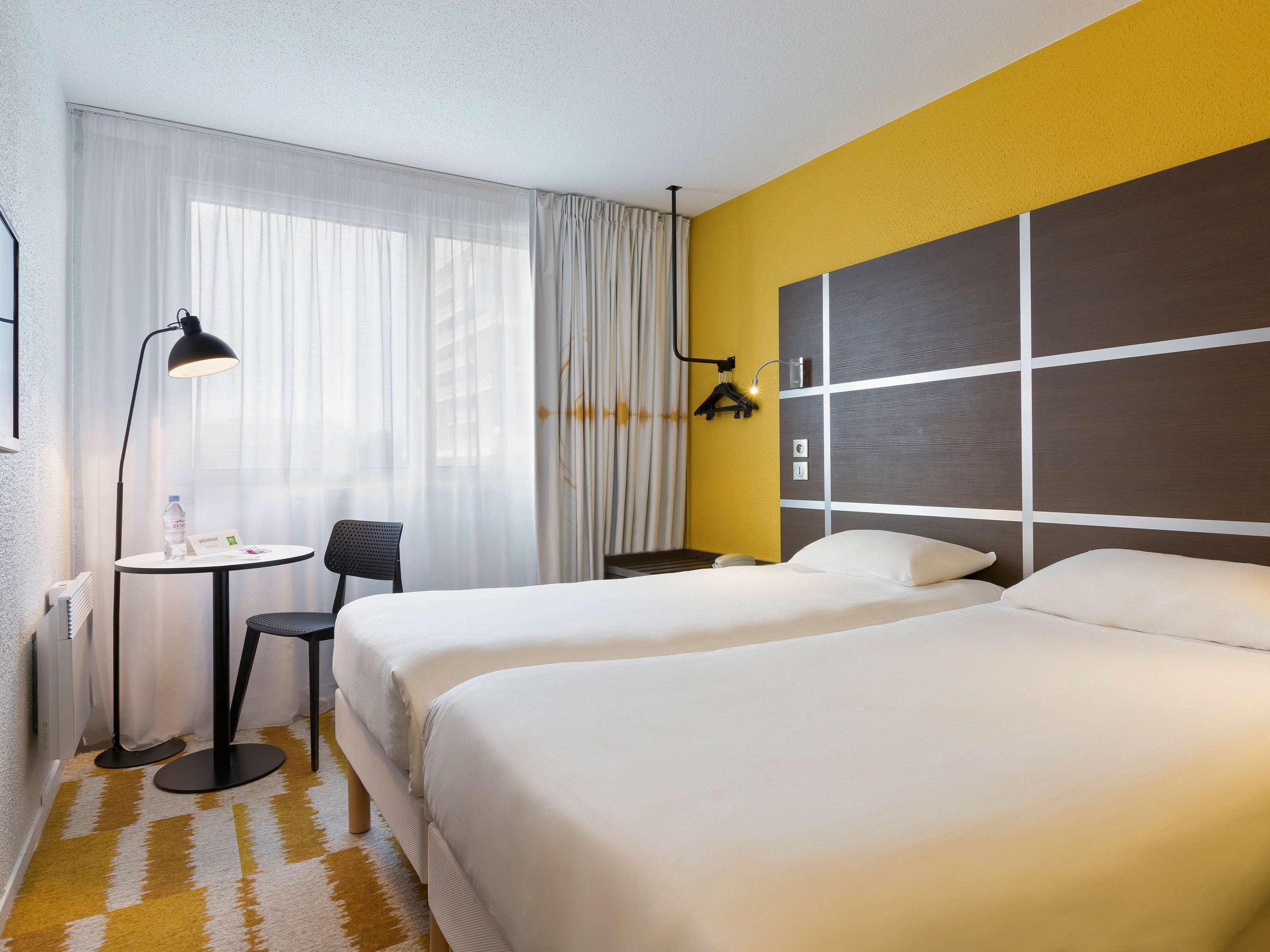 Ibis Styles Massy Opera Hotell Exteriör bild