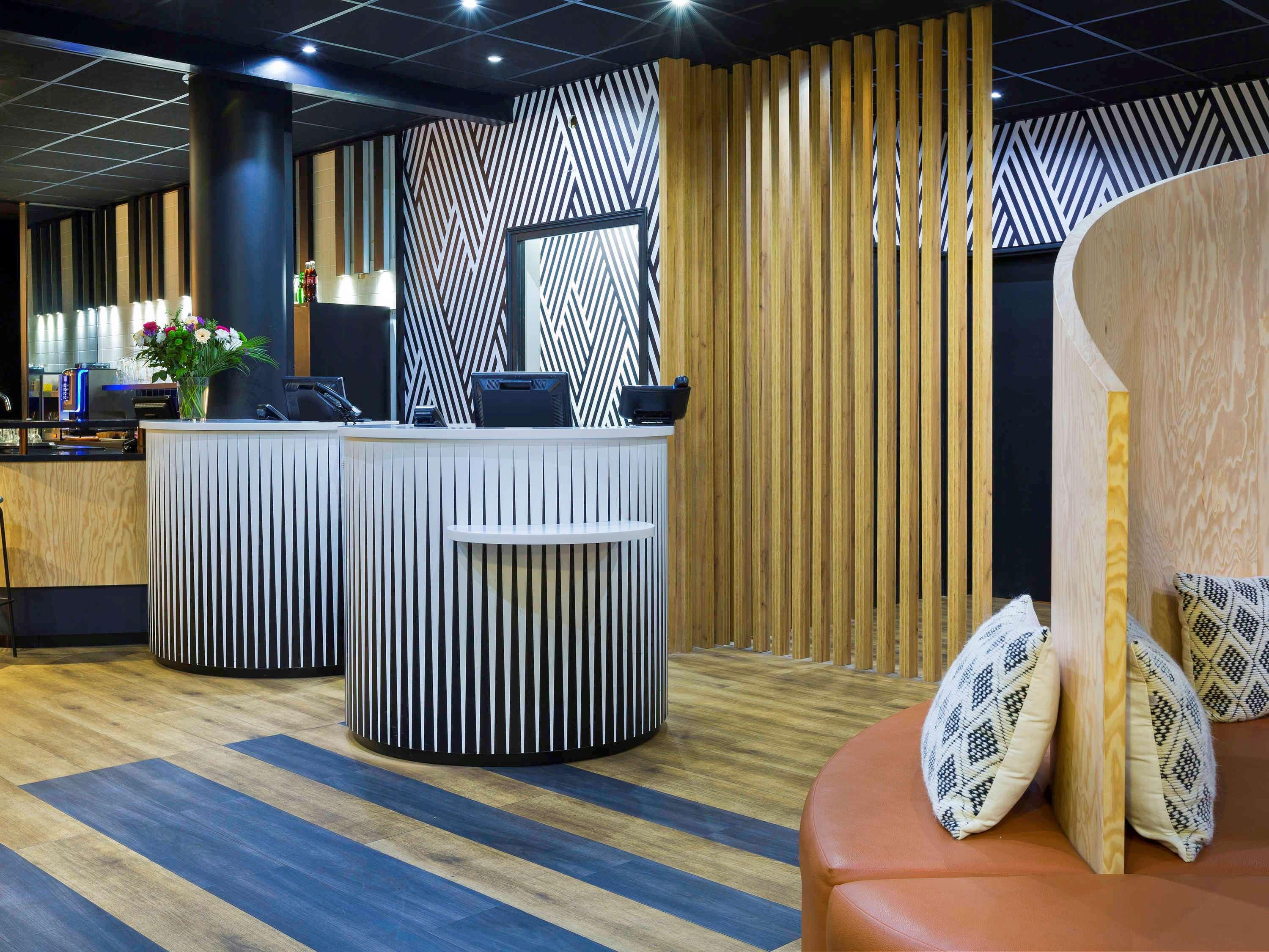Ibis Styles Massy Opera Hotell Exteriör bild