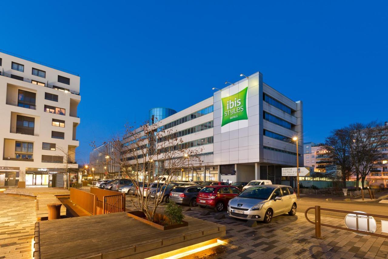Ibis Styles Massy Opera Hotell Exteriör bild